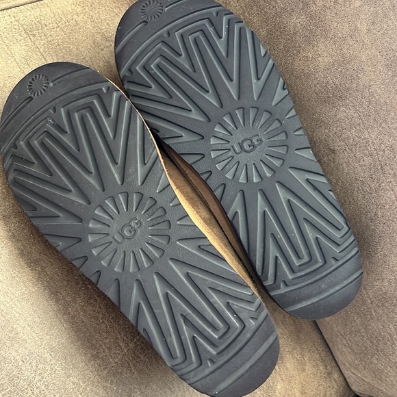 Ugg TASMAN Braid Embroidered Men’s Slippers size 13 - Picture 7 of 9